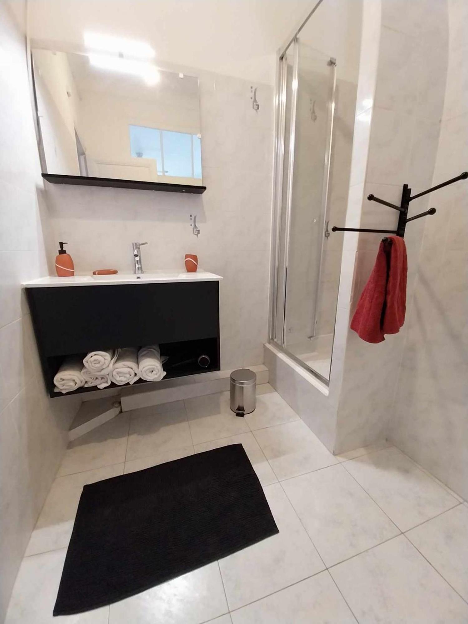 2 A 6min A Pied De La Promenade Des Et De La Apartment